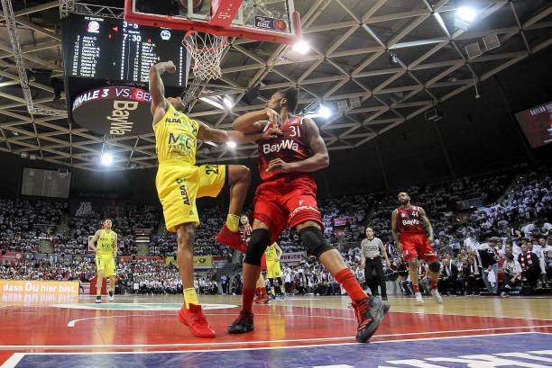 的临场应变 的临场应变