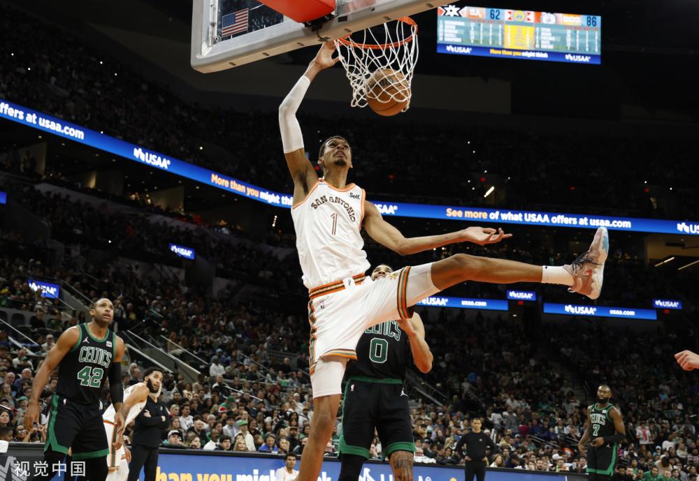 了她的竞争 了她的竞争